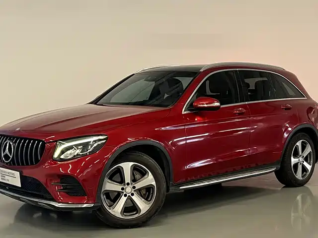 MERCEDES-BENZ GLC