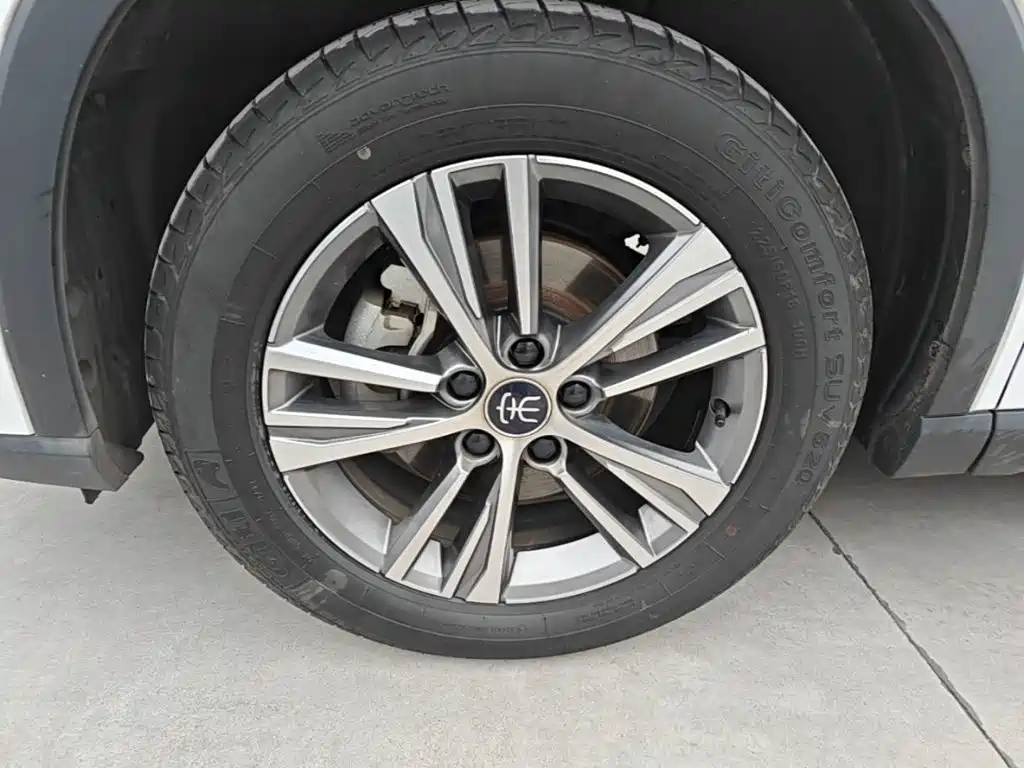 Фото 23 - BYD Song Pro