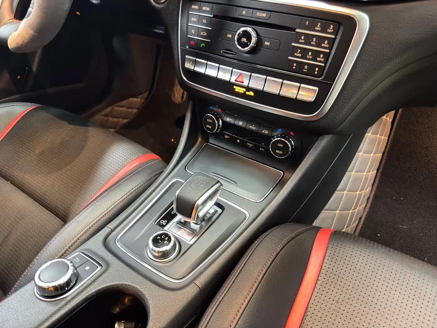 Mercedes-Benz CLA AMG 2017 Facelift AMG CLA 45 4MATIC фото 21