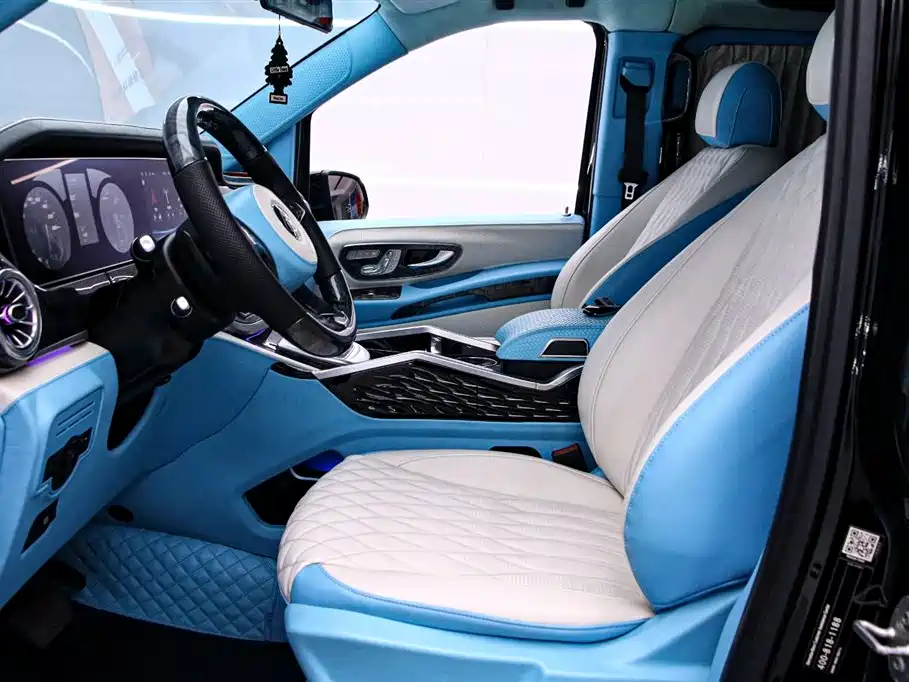 Mercedes-Benz Vito 2023 2.0T Business 7-Seater фото 12