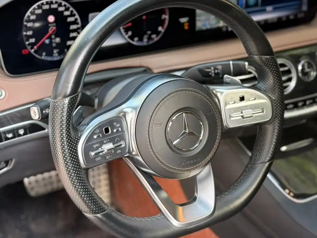 Фото 6 - Mercedes-Benz S-Class