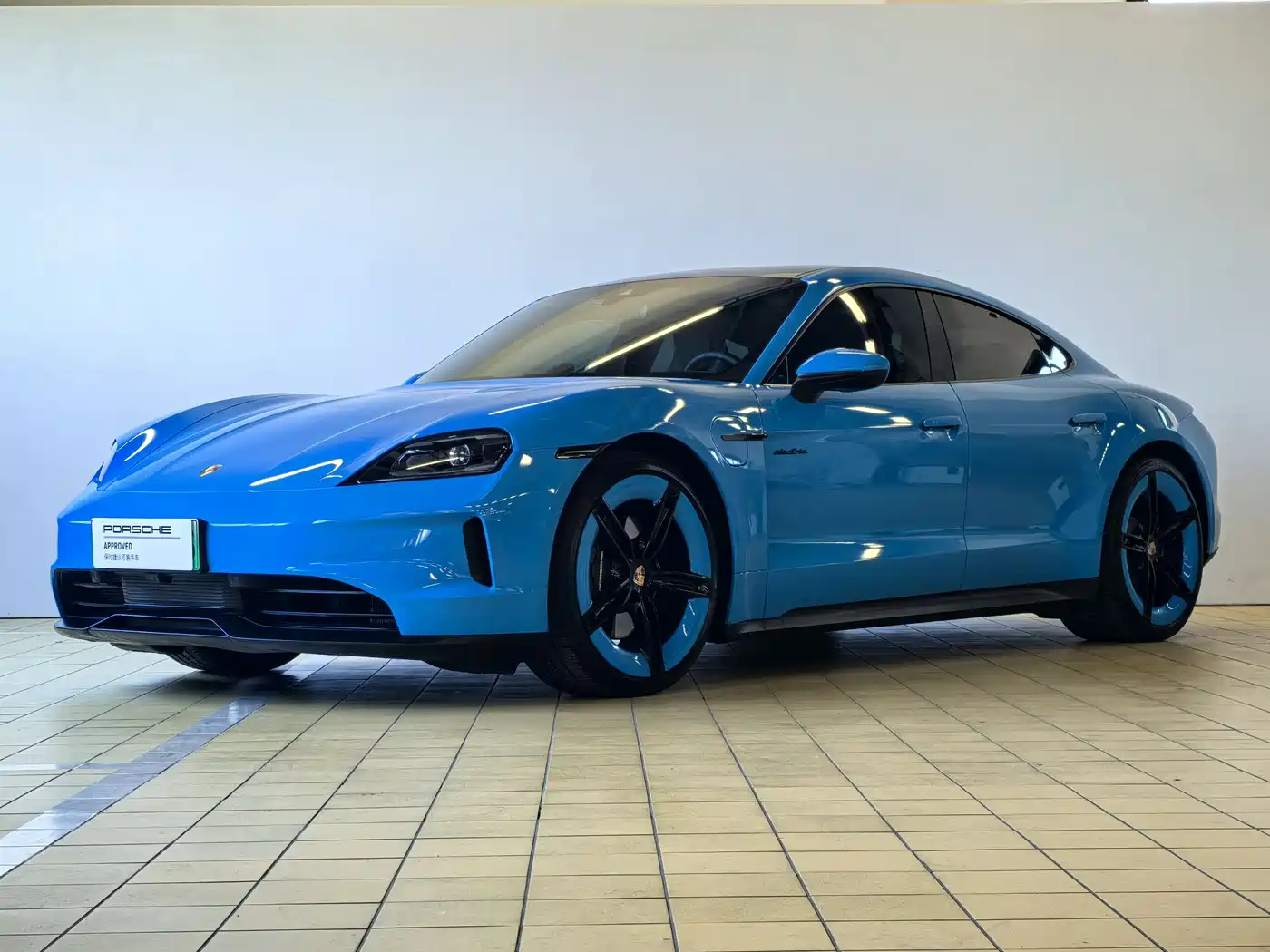 Porsche Taycan 2025 Taycan