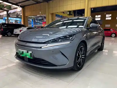 BYD Qin L