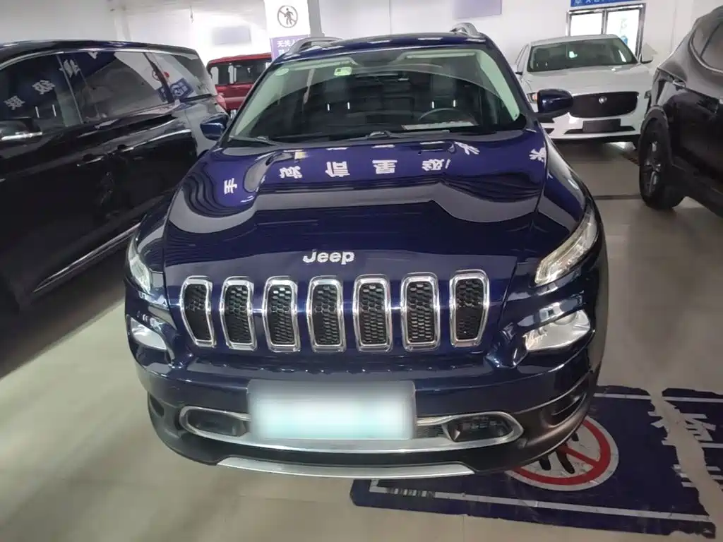 Jeep Cherokee 2018 2017 2.4L Leading Smart Edition