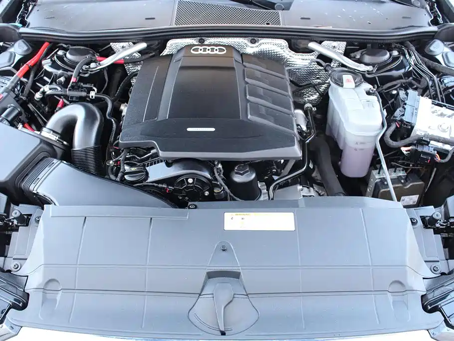 Audi A6L 2019 40 TFSI Luxury Dynamic фото 16
