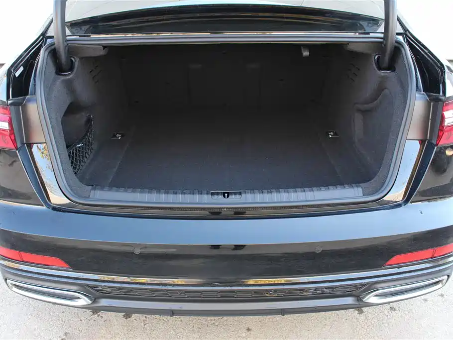 Audi A6L 2019 40 TFSI Luxury Dynamic фото 6