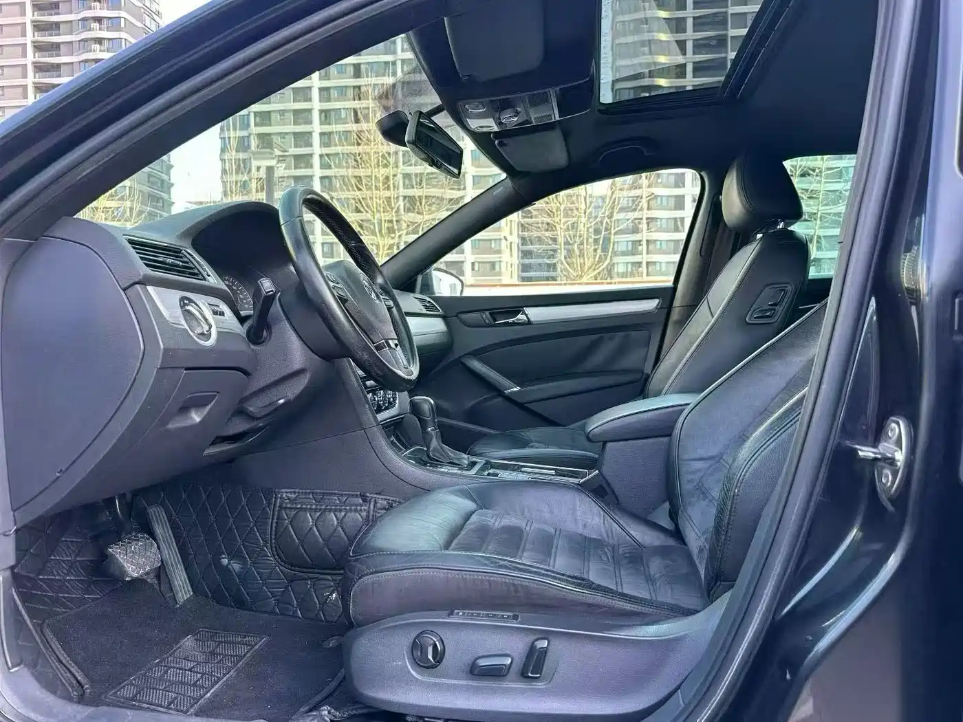 Фото 3 - Volkswagen Passat