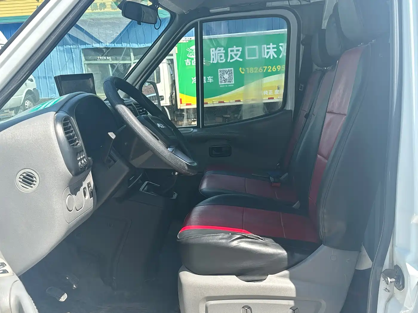 Jiangling Tesun 2019 2019 2.8T Commercial Long Wheelbase High Roof 6-Seater Single Rear Tire China VI JX493