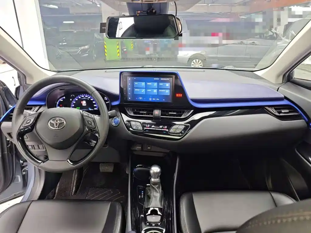 Toyota C-HR 2022 2021 Dual Engine 2.0L E-CVT Luxury Edition