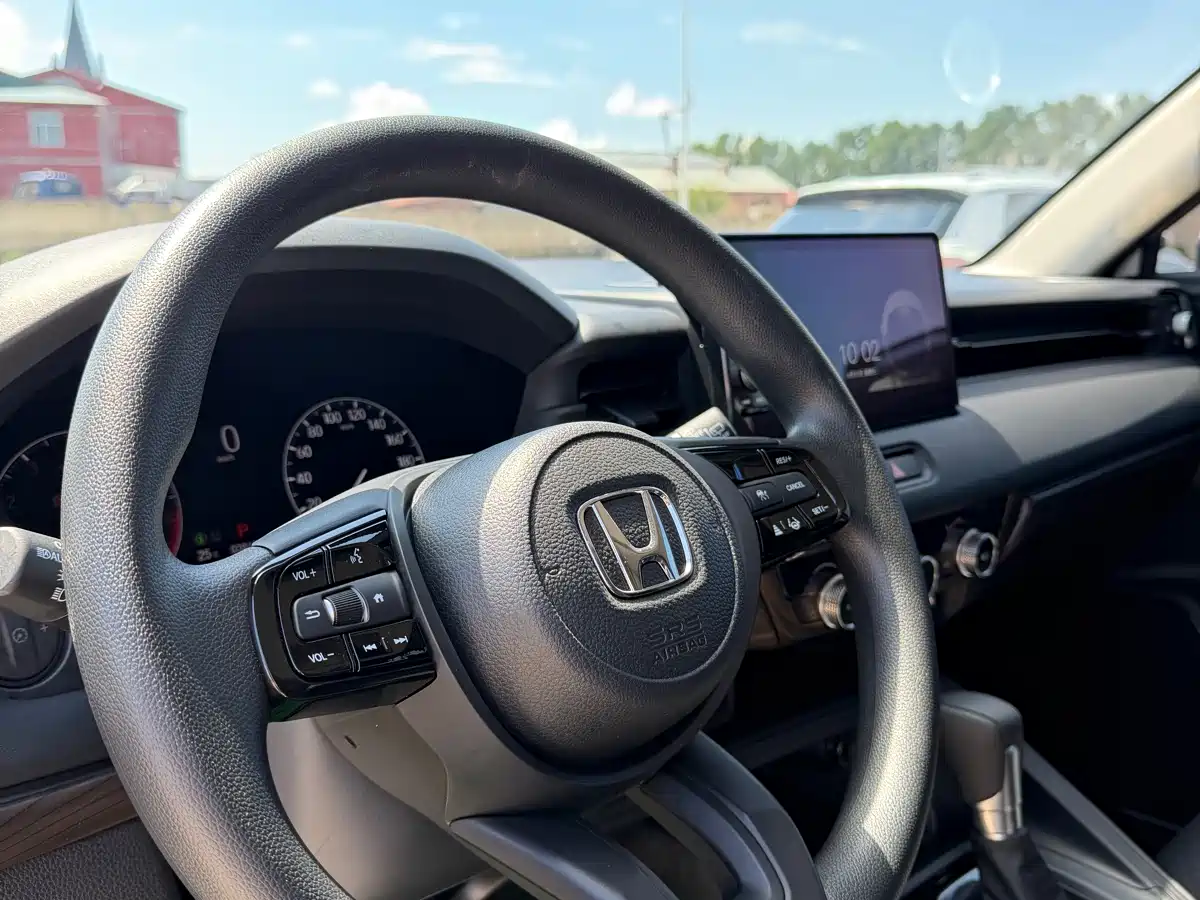 Photo 10 - Honda Vezel