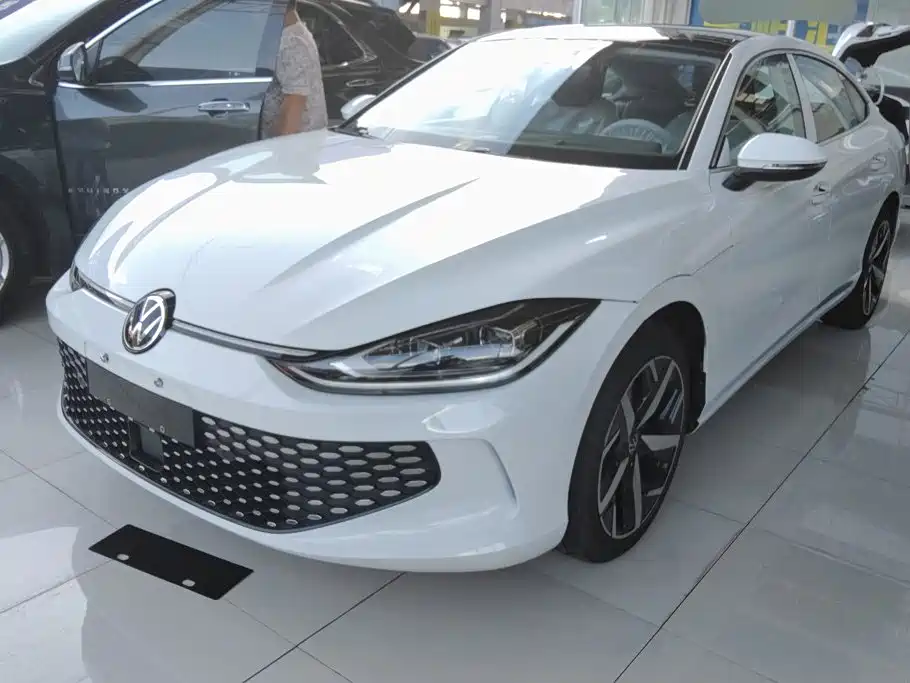 Similar car