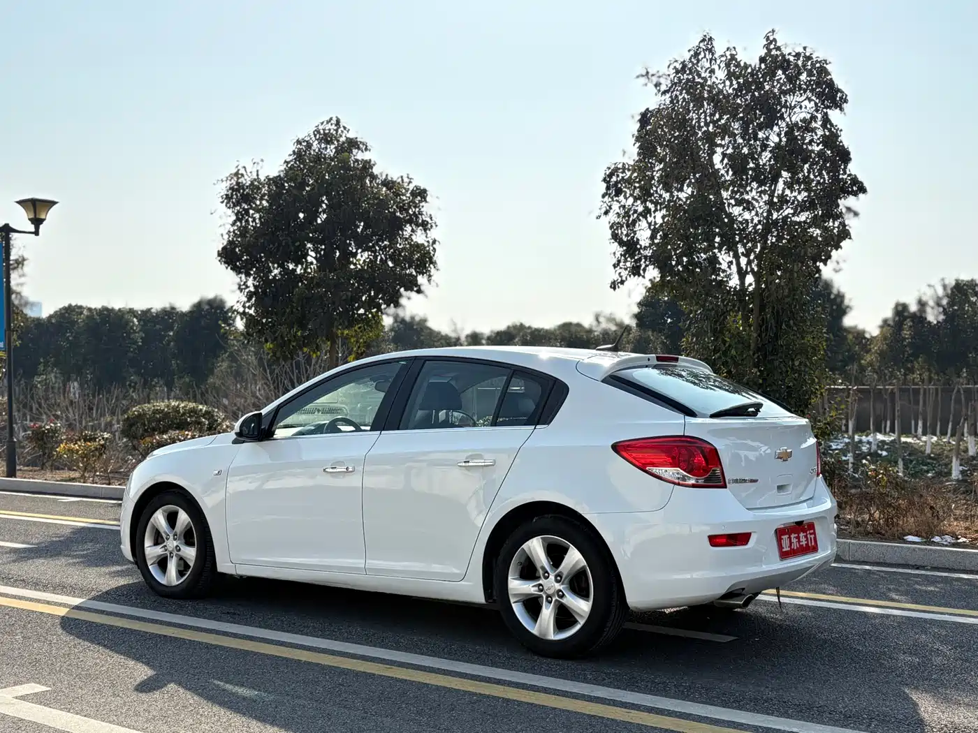 Chevrolet Cruze 2013 Hatchback 1.6T Automatic Flagship фото 4