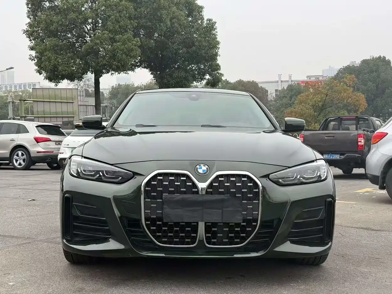 BMW 4 SERIES