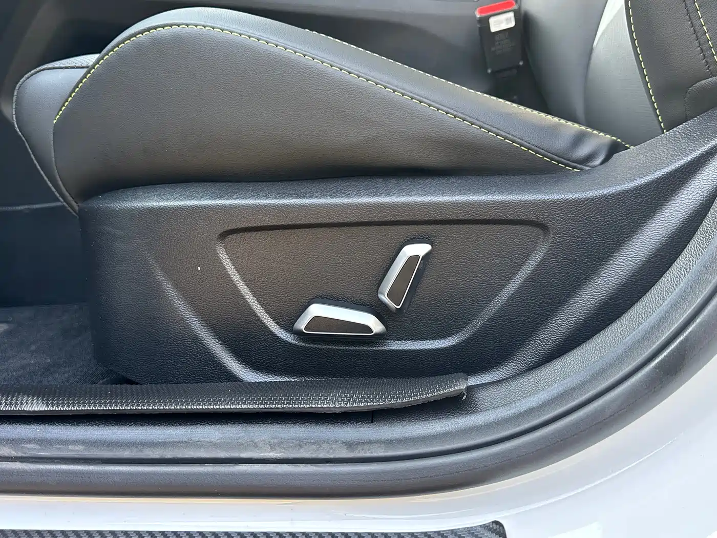 GEELY AUTOMOBILE BINYUE