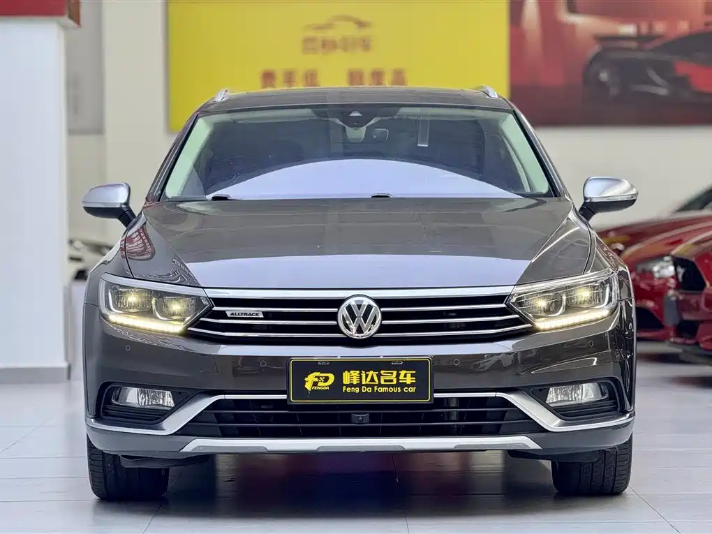 Volkswagen Weilan 2017 380TSI 4WD Explorer Edition фото 2