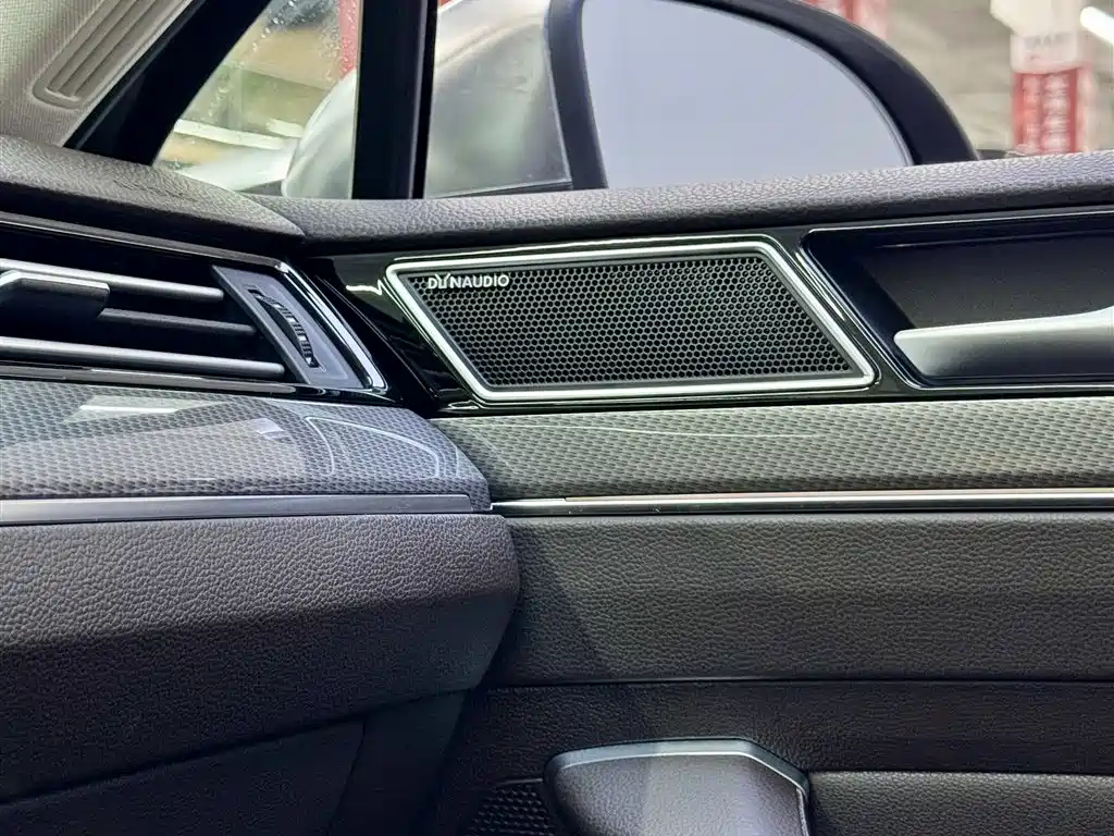 Volkswagen Weilan 2017 380TSI 4WD Explorer Edition фото 15