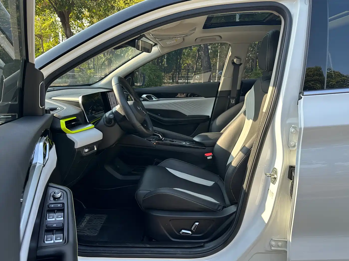 GEELY AUTOMOBILE BINYUE