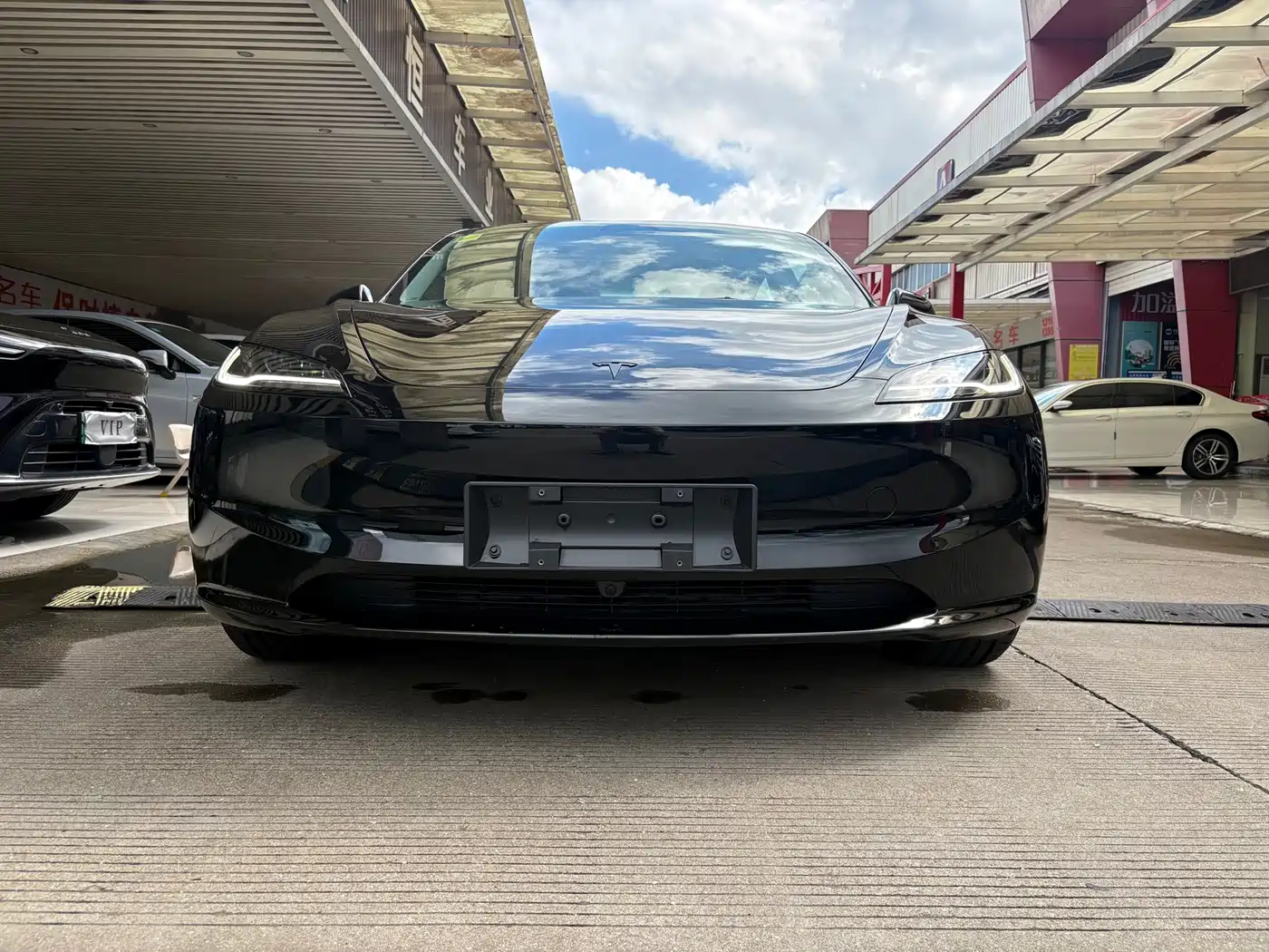 Tesla Model 3 2026 2025 Model Year Facelift Rear-Wheel Drive