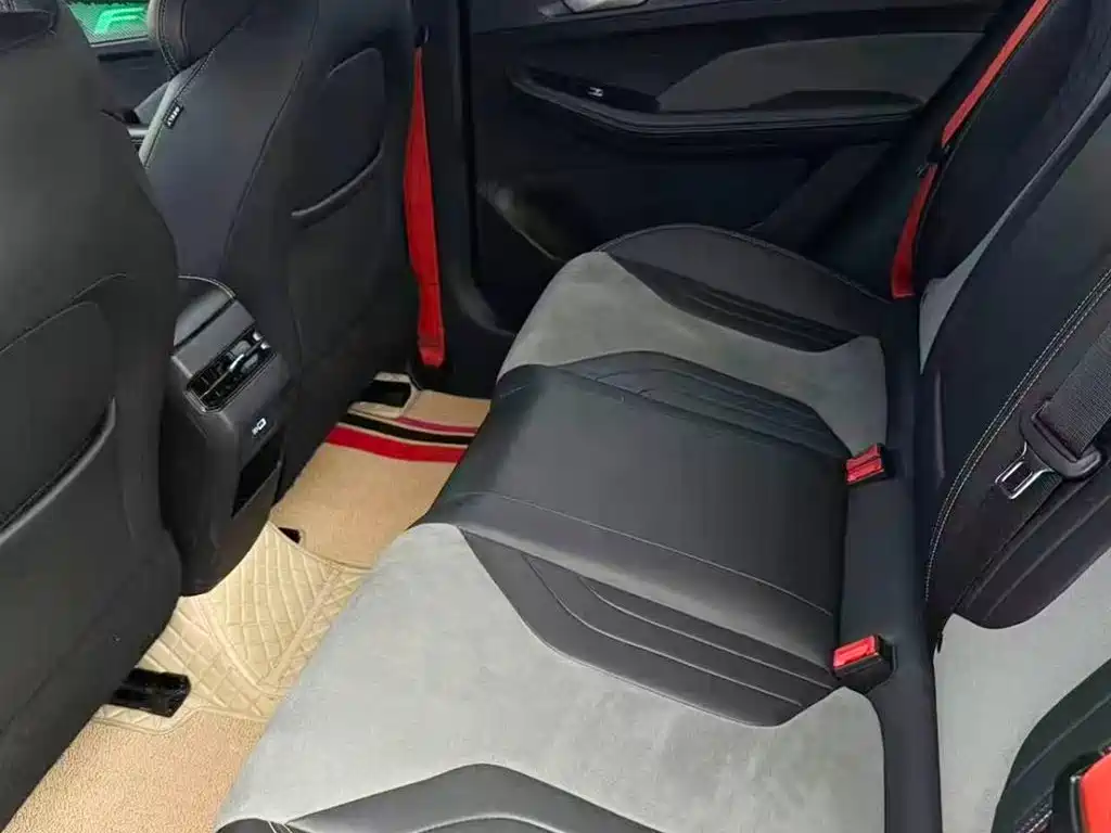 GEELY AUTOMOBILE BINRUI