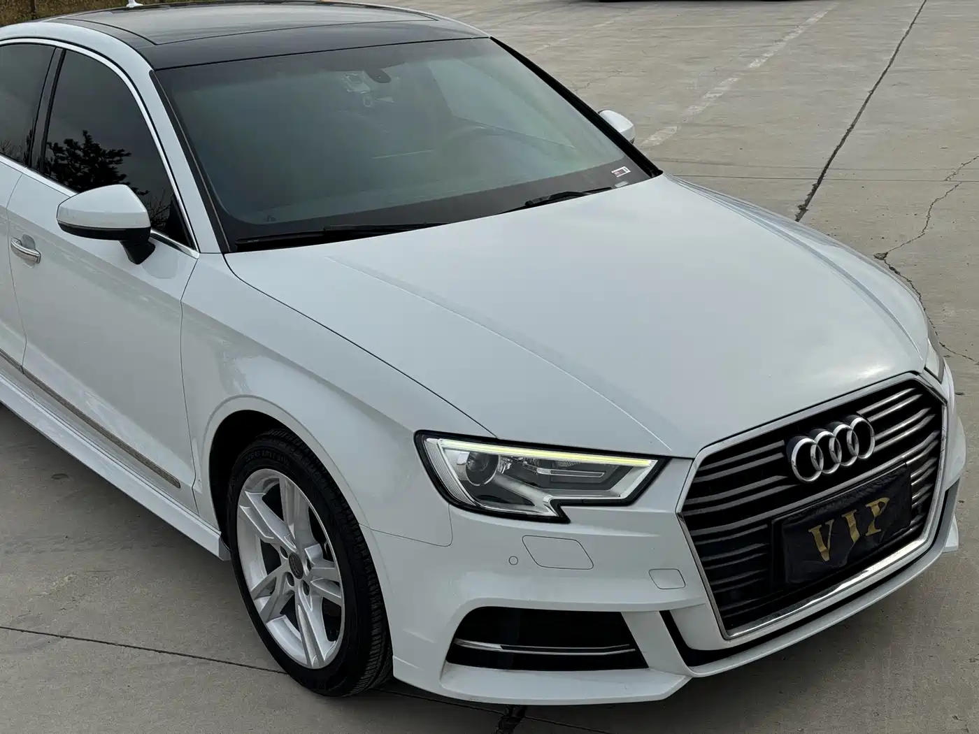Audi A3 2018 30th Anniversary Limousine 35 TFSI Fashion фото 2