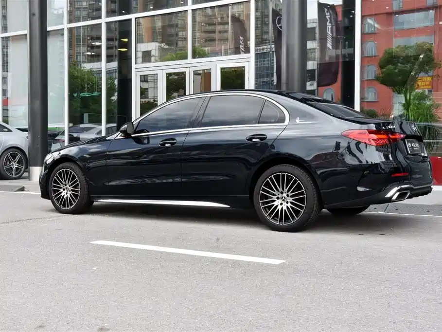 Mercedes-Benz C-Class, миниатюра 4