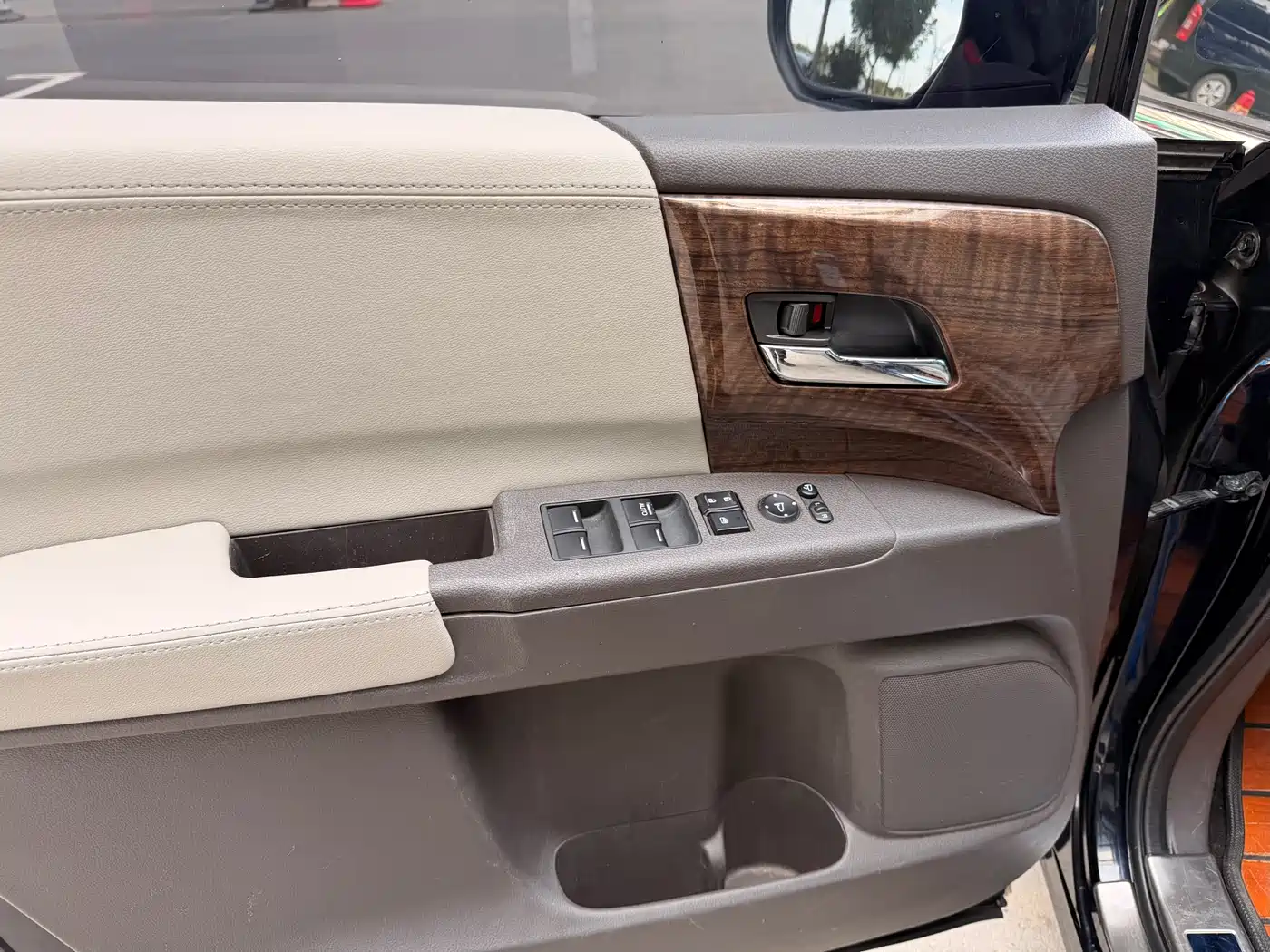 Фото 6 - Honda Odyssey
