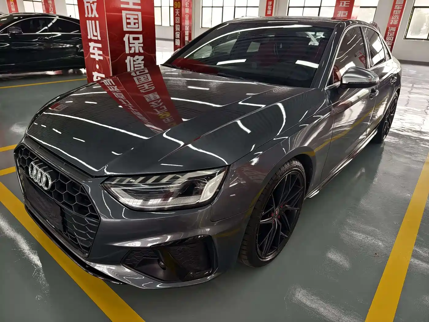 AUDI S4