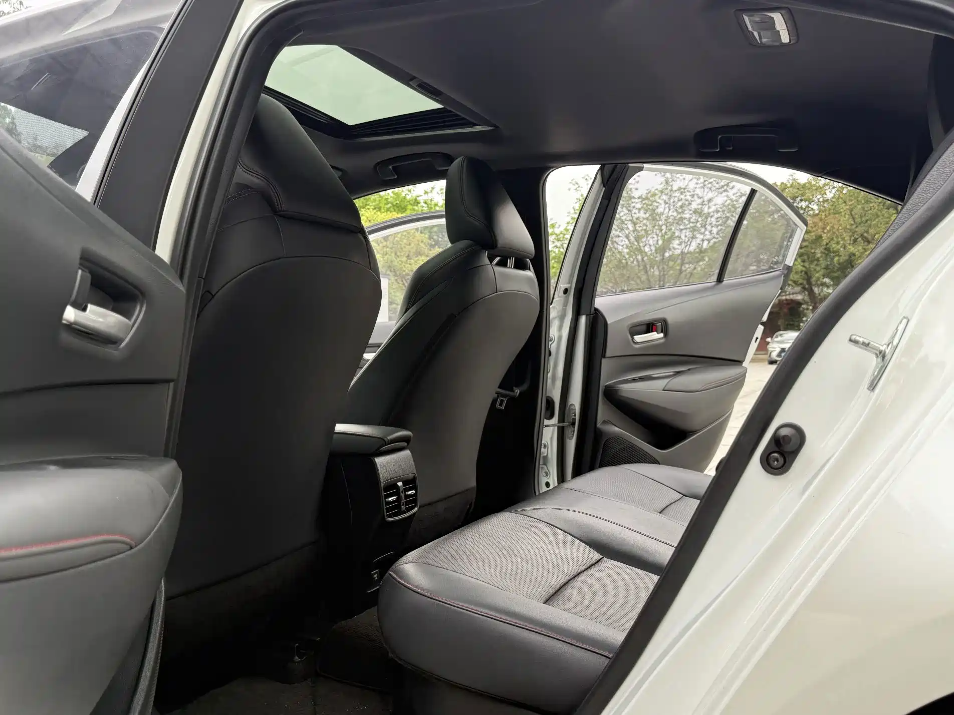 Photo 6 - Toyota Levin