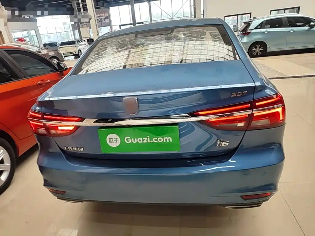 Фото 6 - Roewe i6