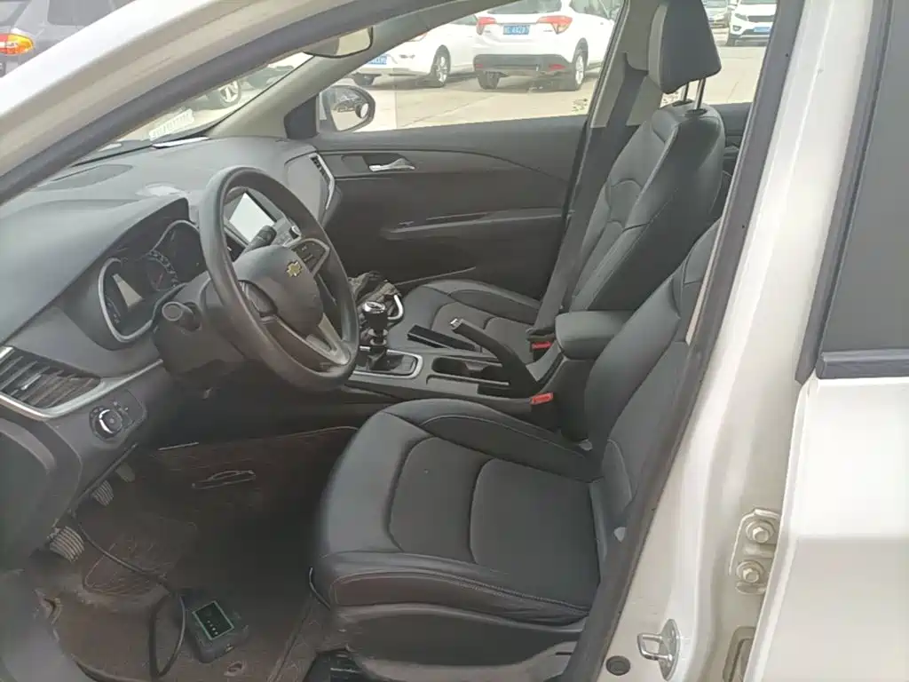 Photo 15 - Chevrolet Cavalier