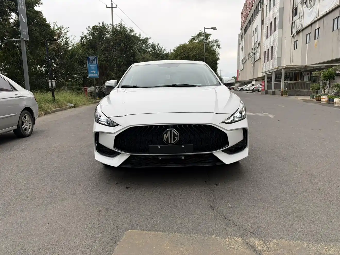 MG MG5 2021 — пригон из Китая