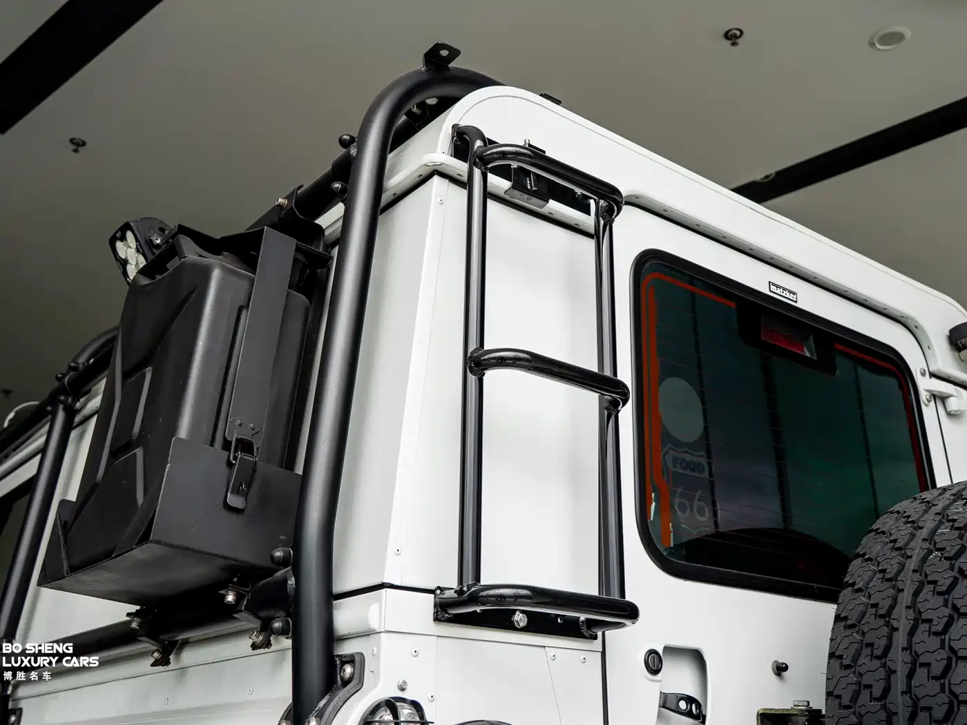 Land Rover Defender фото 40