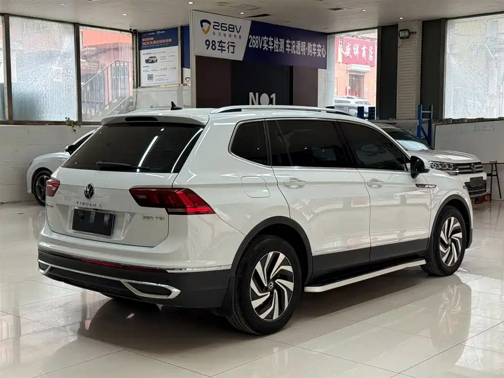 Volkswagen Tiguan L 2023 280TSI 2WD Trend Limited Edition фото 4