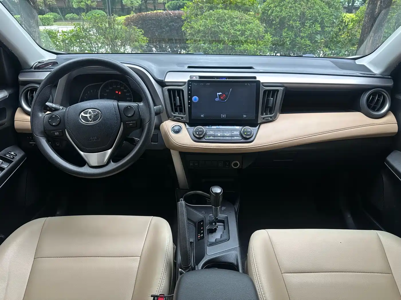 Toyota RAV4 Rongfang 2016 2.0L CVT 2WD Trend (China V) фото 5