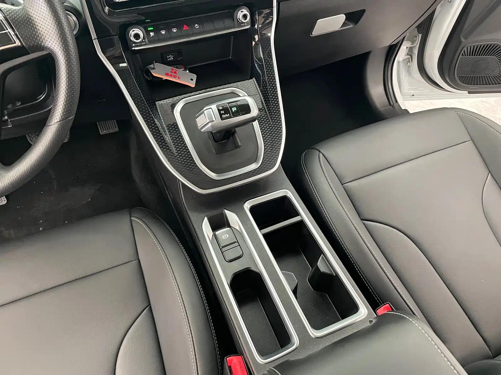 Фото 11 - Haval M6