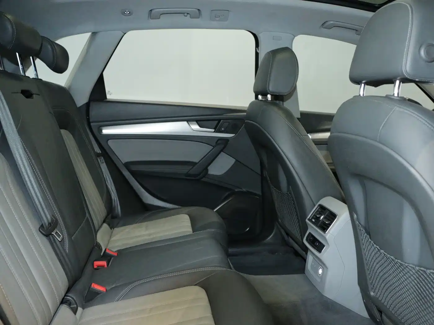 Audi Q5L 2020 40 TFSI Prestige Fashion фото 8