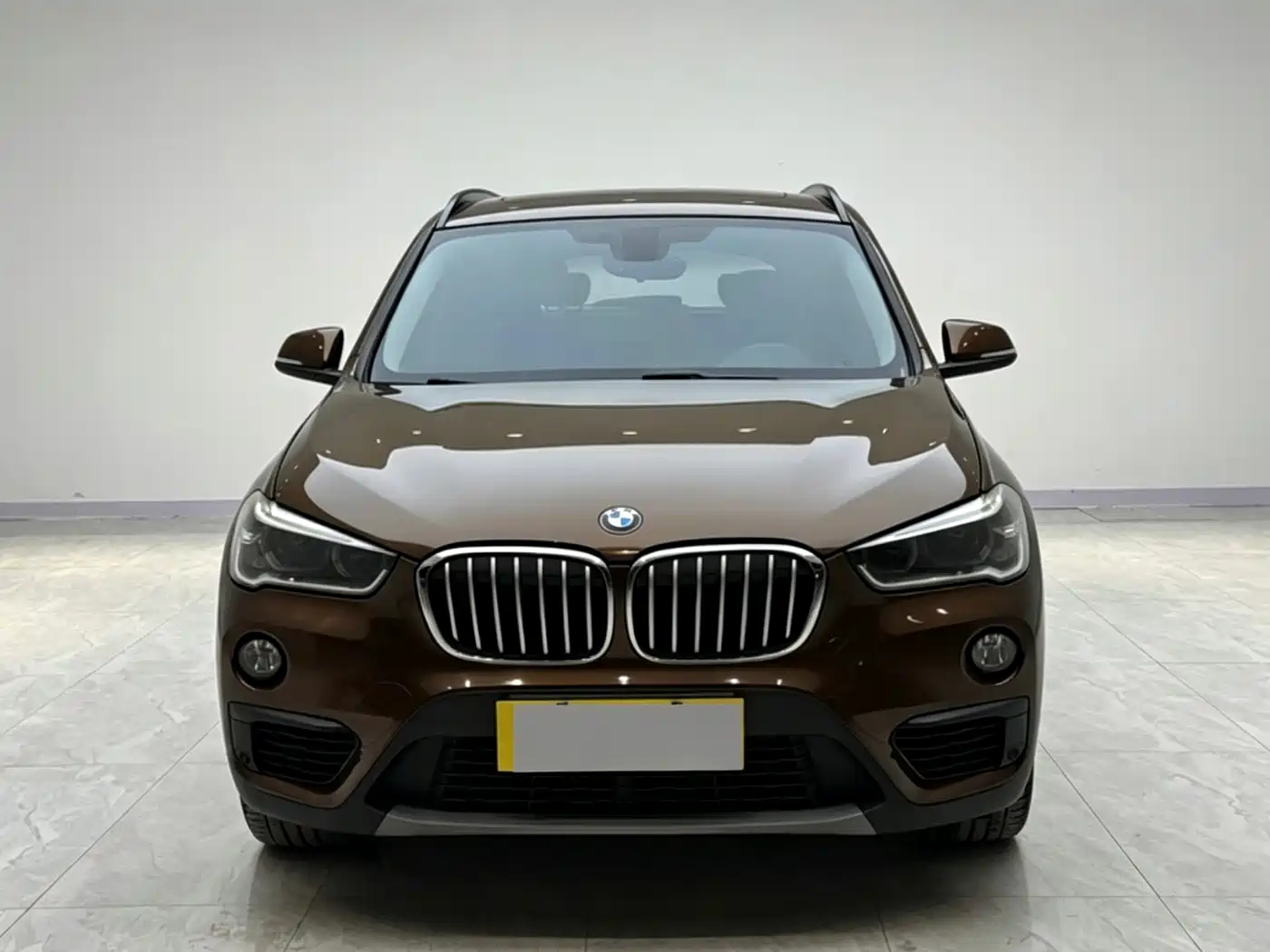 BMW X1 2016 sDrive18Li Premium Model фото 2