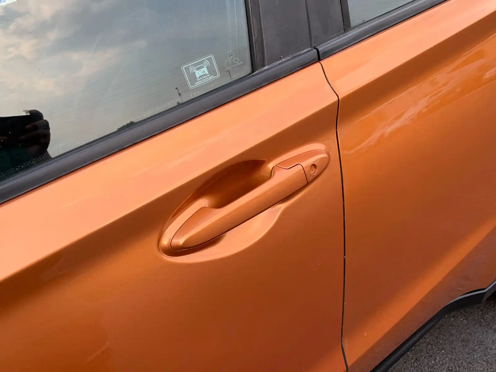 Photo 10 - Honda XR-V