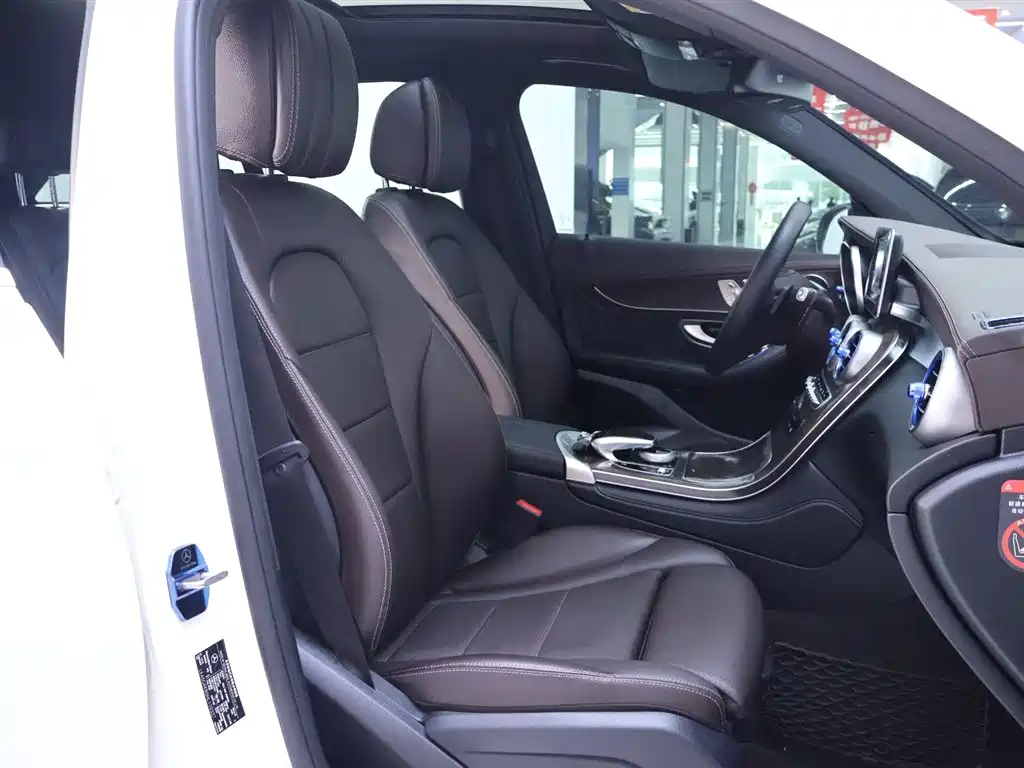 Mercedes-Benz GLC 2017 GLC 300 4MATIC Dynamic фото 20