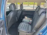 Photo 6 - Volkswagen Touran