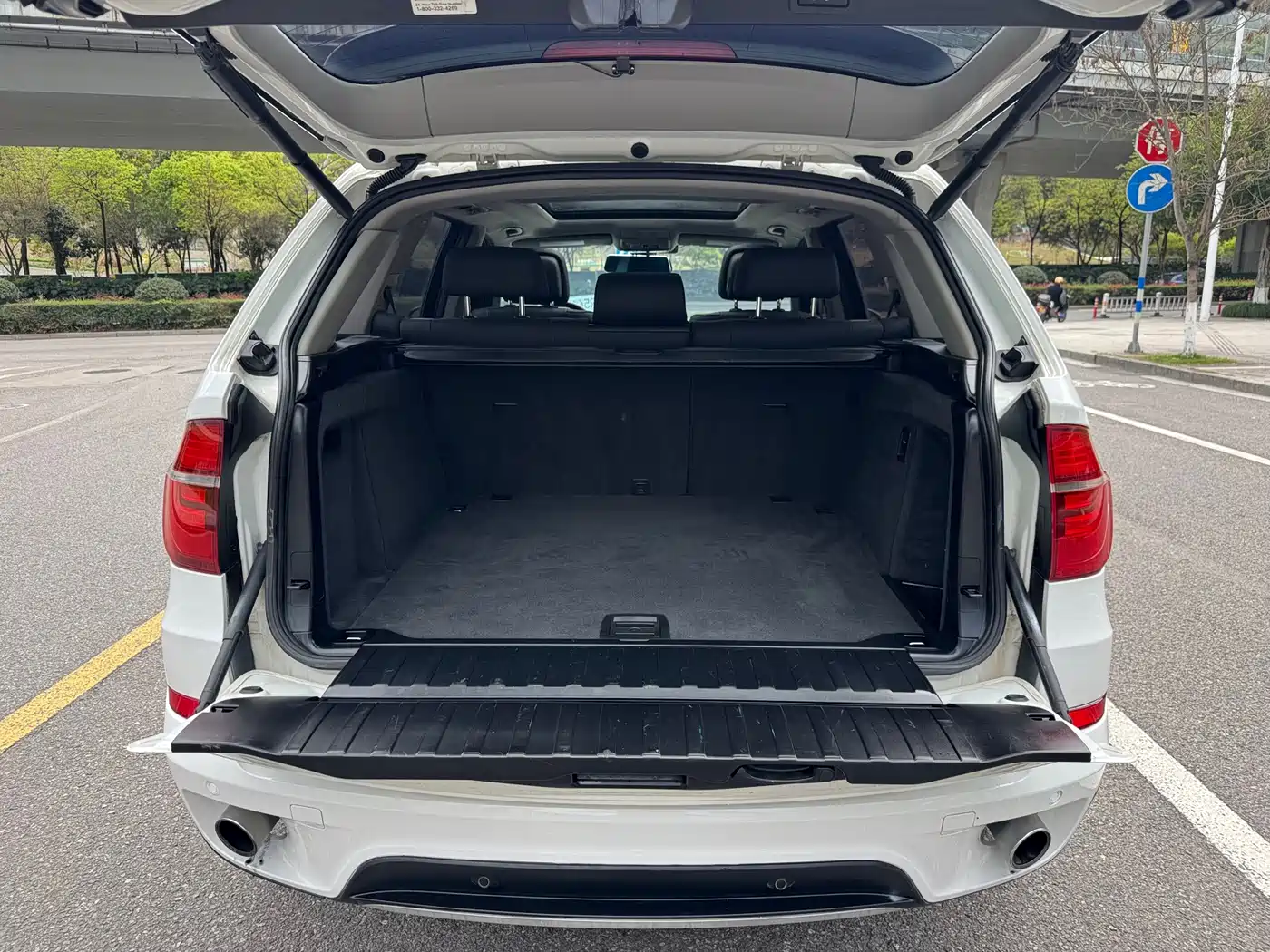 BMW X5 (Import) 2013 xDrive35i Leading фото 15