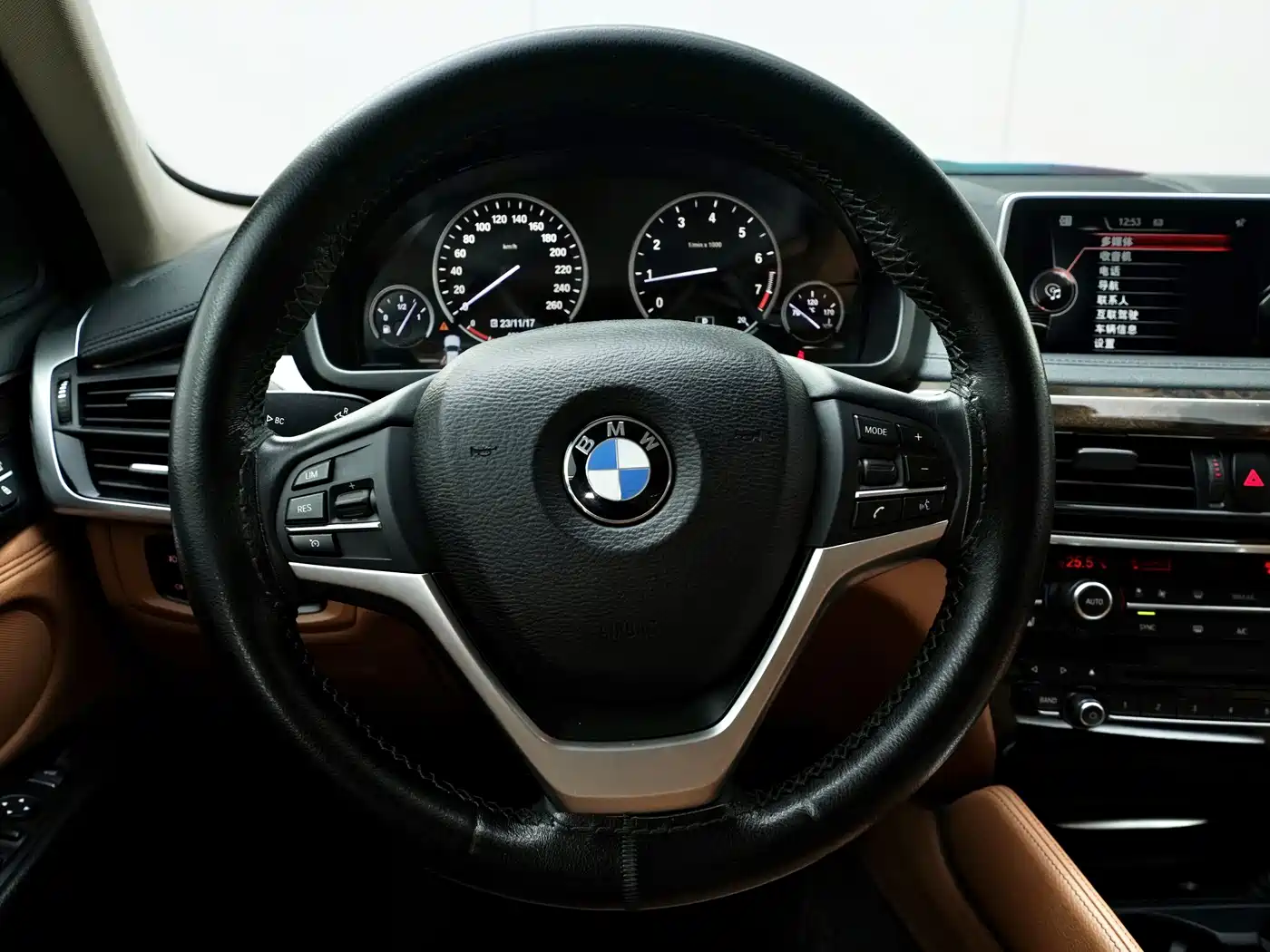 BMW X6 2017 xDrive28i фото 20