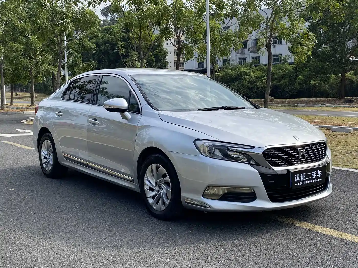 Фото 3 - DS 5LS