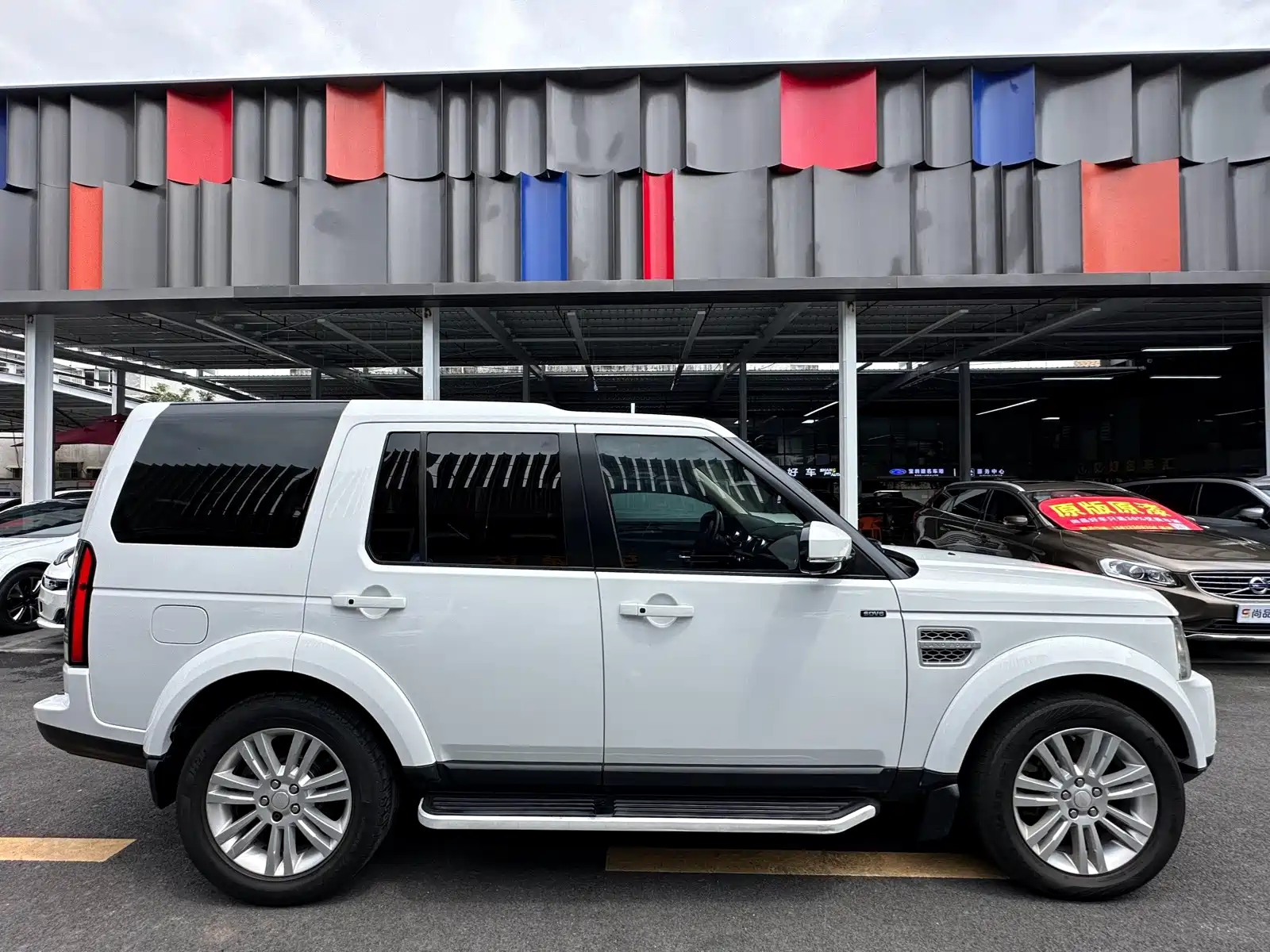 Фото 7 - Land Rover Discovery