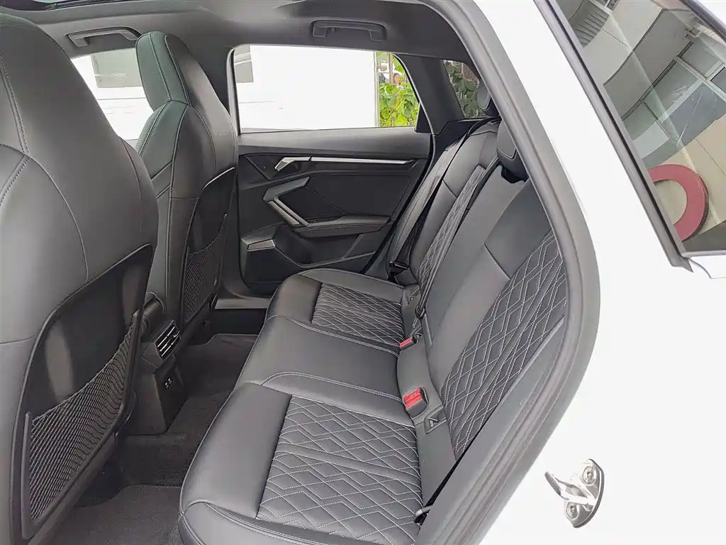 Audi A3 2025 2025 Sportback 35TFSI Flying Premium