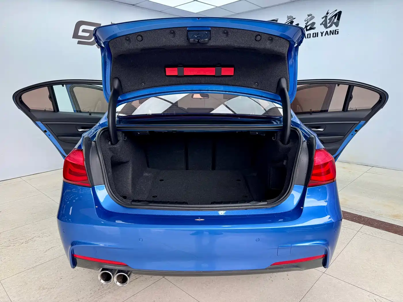 BMW 3 Series 2018 320Li Leading M Sport Package фото 21