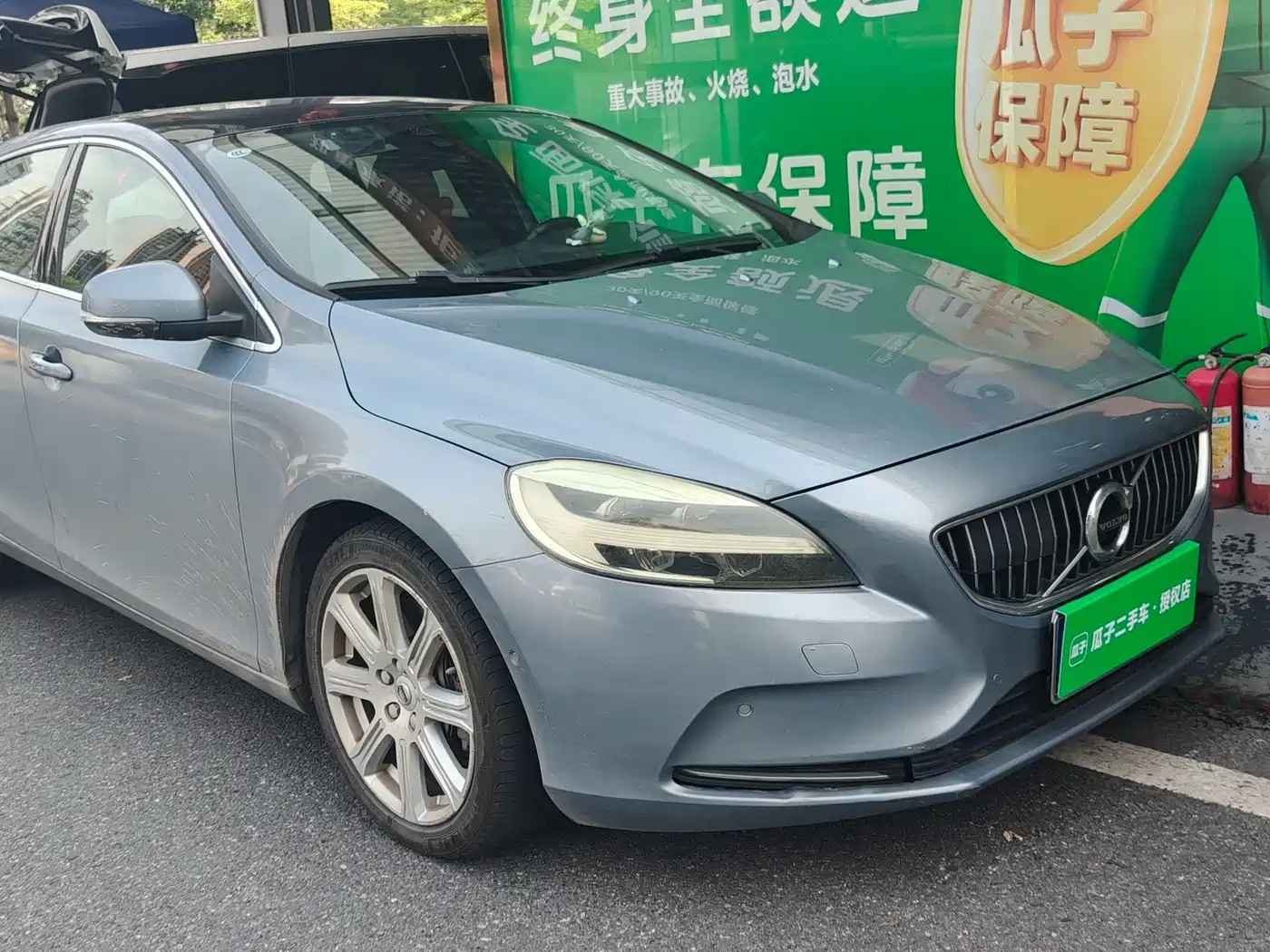 Volvo V40 2017 2017 T3 R-Design
