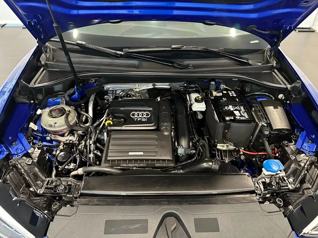 Фото 9 - Audi Q3