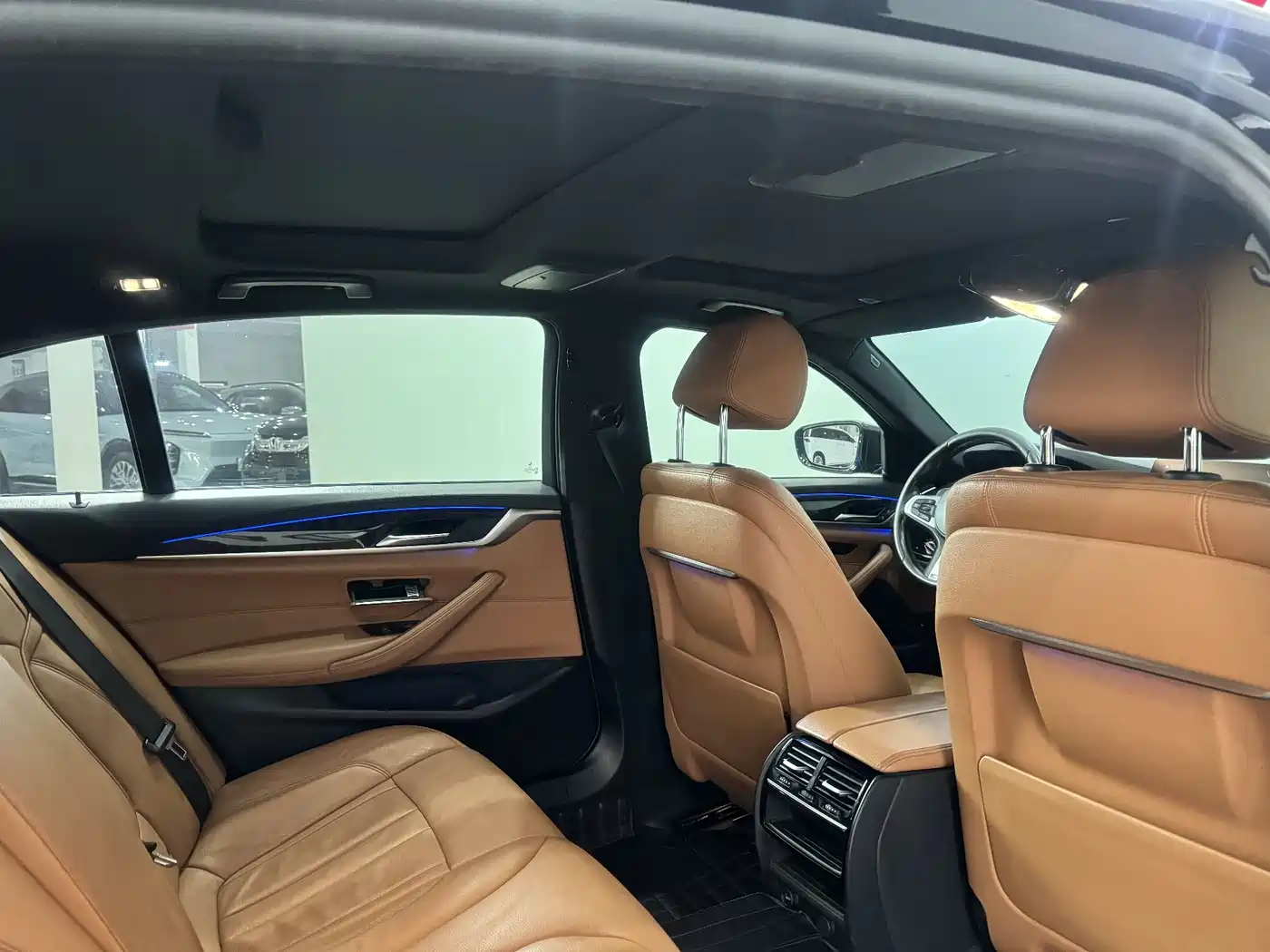 BMW 5 Series 2019 Facelift 530Li Leading M Sport Package фото 11