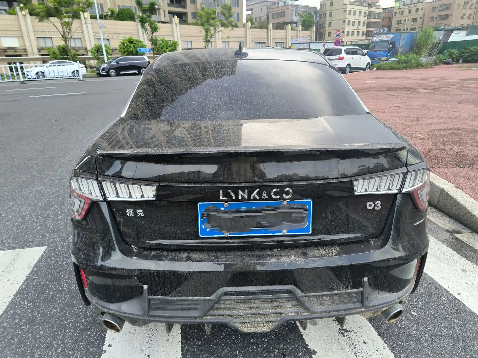 Photo 15 - Lynk & Co 03